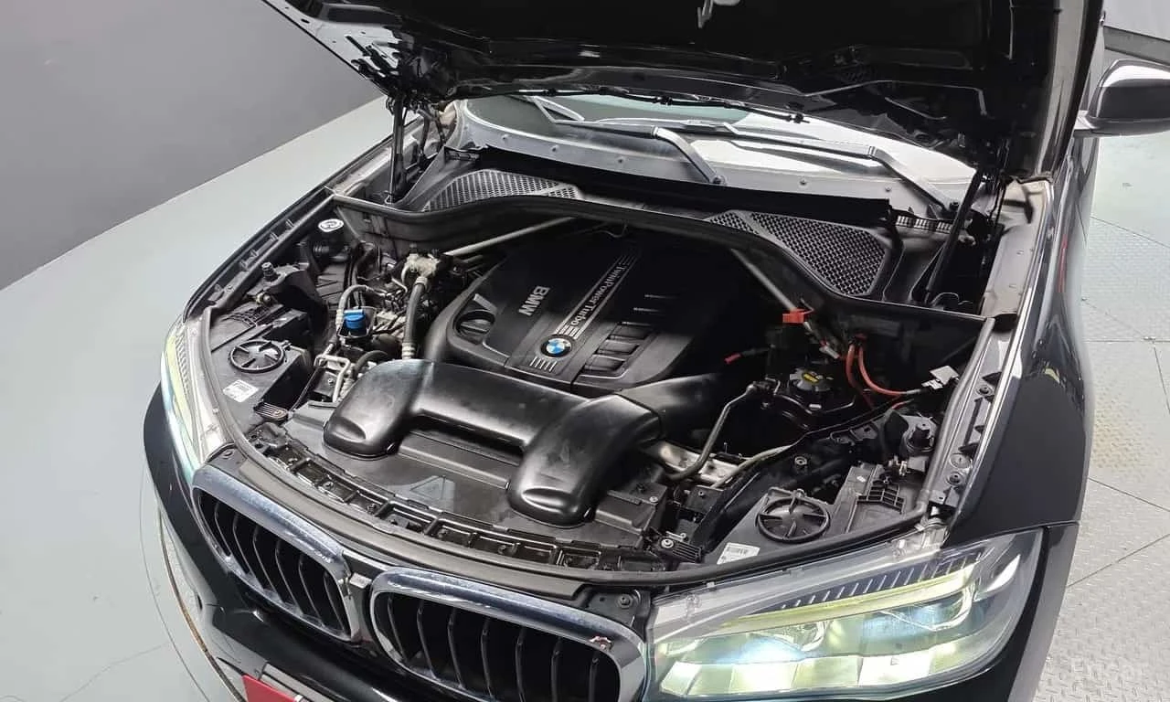 BMW X6 XDRIVE30D * ФИКСИРАНА ЦЕНА ДО БЪЛАГАРИЯ* , снимка 17 - Автомобили и джипове - 56295725