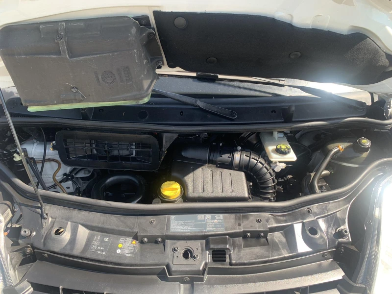 Renault Trafic 2.0/115k.c, снимка 8 - Бусове и автобуси - 50029344