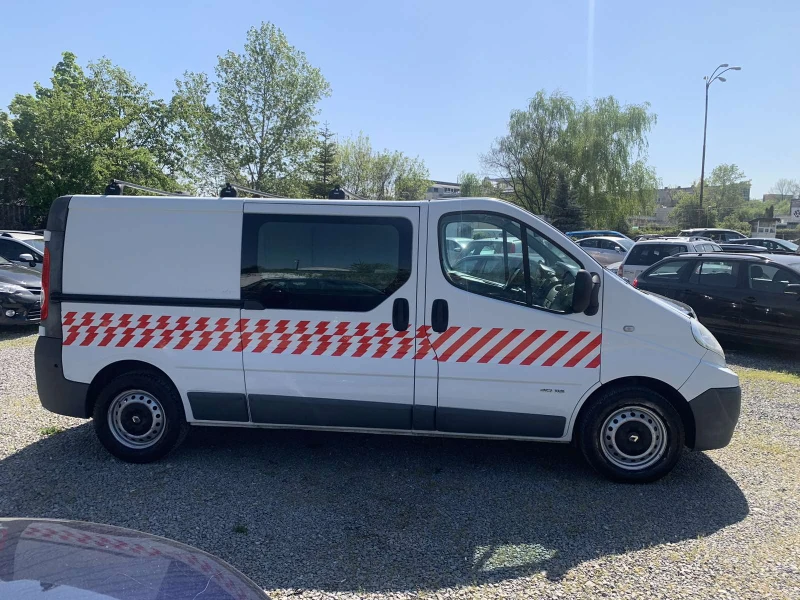 Renault Trafic 2.0/115k.c, снимка 4 - Бусове и автобуси - 50029344