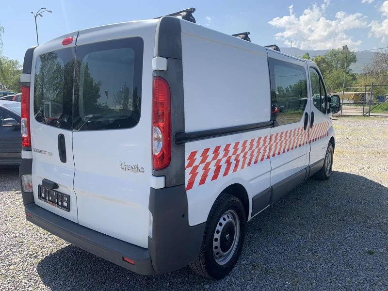 Renault Trafic 2.0/115k.c, снимка 7 - Бусове и автобуси - 50029344