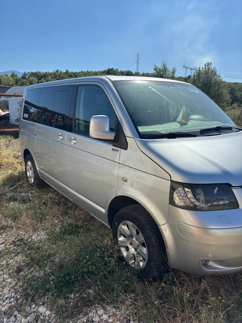 VW Caravelle 2.5 tdi, снимка 2 - Бусове и автобуси - 52104183