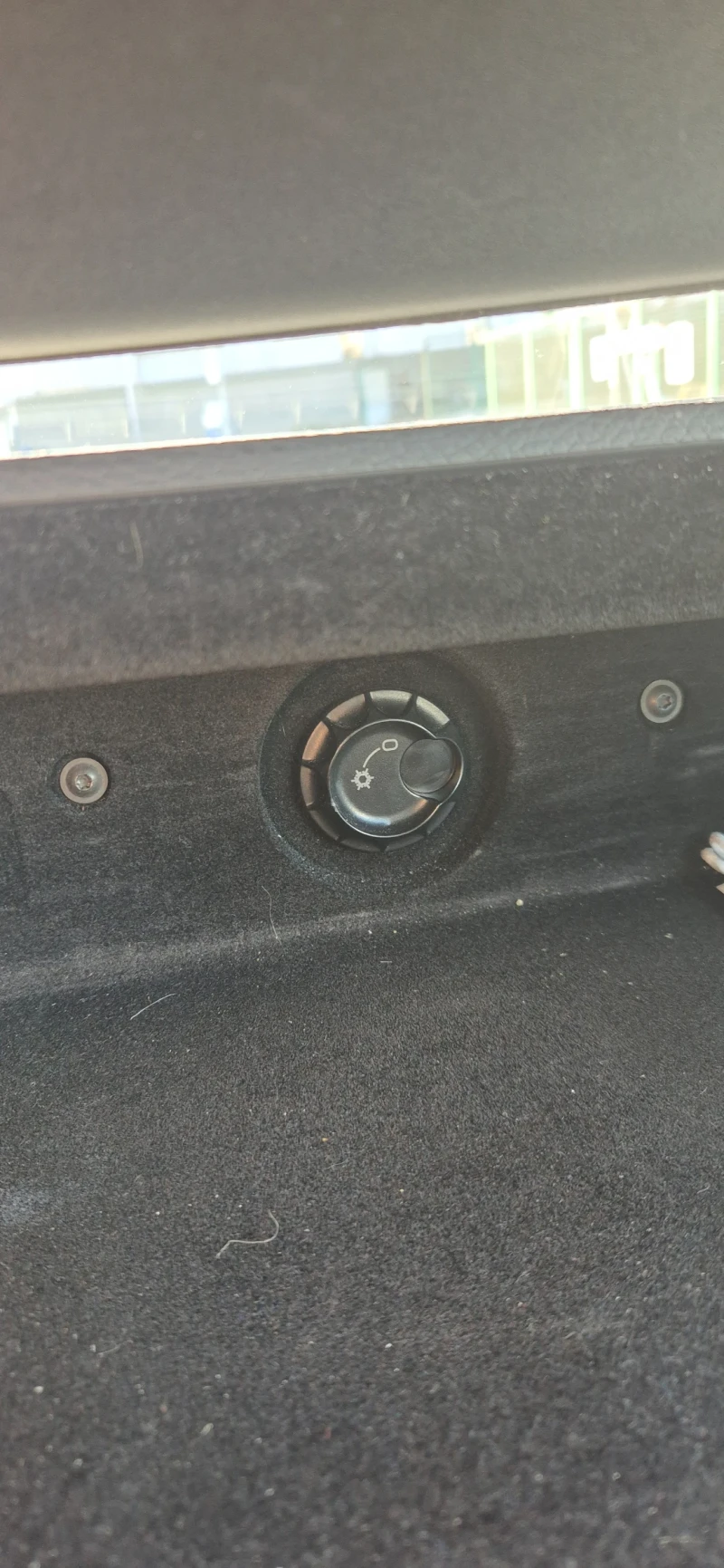 VW Multivan 2.0 Tdi 140 Hp, снимка 12 - Бусове и автобуси - 53111227