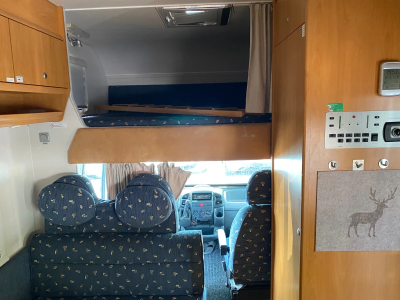 Кемпер Weinsberg Швейцария, снимка 12 - Каравани и кемпери - 50356389