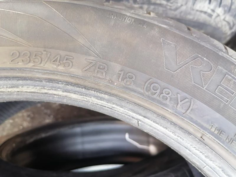 Гуми Летни 235/45R18, снимка 10 - Гуми и джанти - 32080151