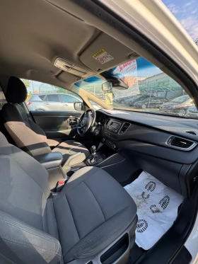 Kia Carens 1.6/16V/7 места - 15300 лв. - 16949650 11