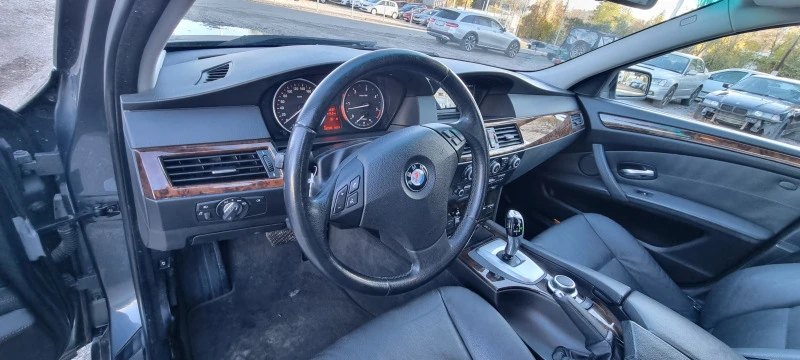 BMW 530 3.0D 235k.c , снимка 9 - Автомобили и джипове - 43062445