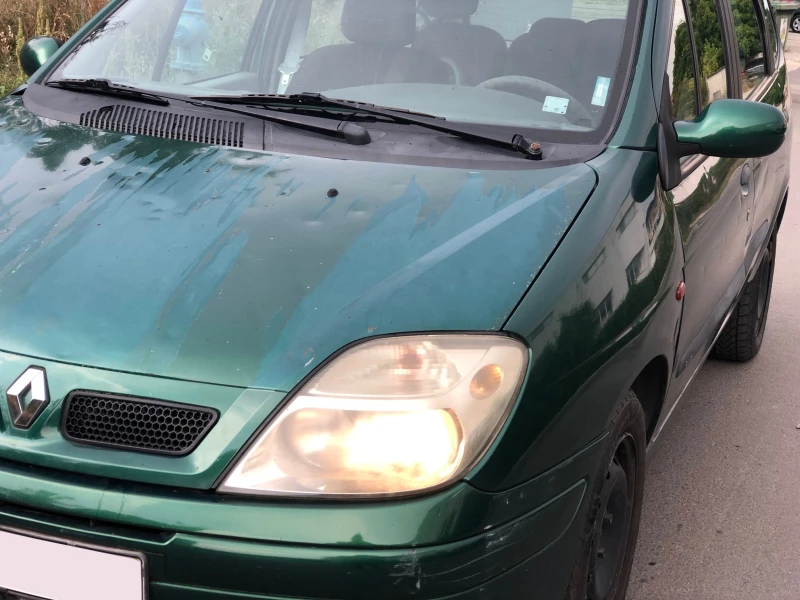 Renault Scenic, снимка 3 - Автомобили и джипове - 46927695