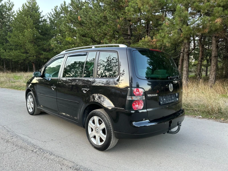 VW Touran 1.9TDI, Highline, 7места, теглич, снимка 6 - Автомобили и джипове - 47315787