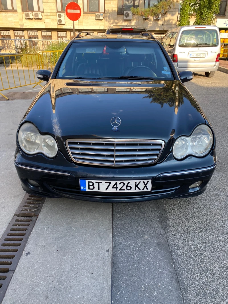 Mercedes-Benz C 270 Facelift Без прехвърляне, снимка 5 - Автомобили и джипове - 47401108