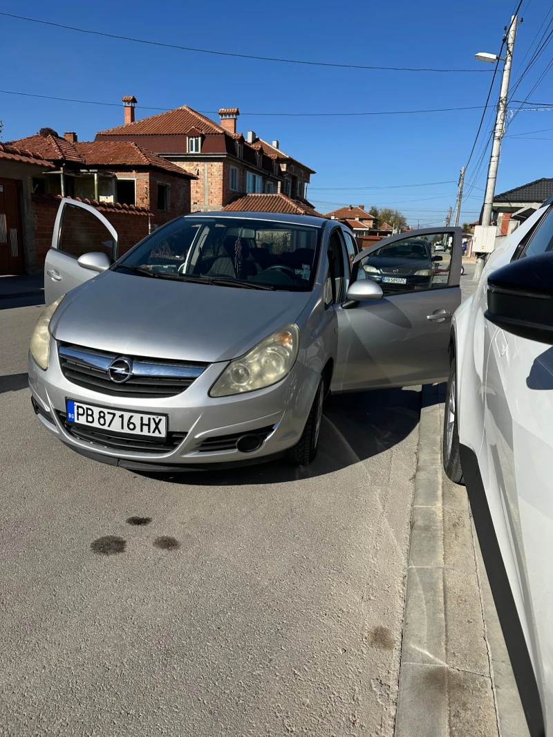 Opel Corsa, снимка 1 - Автомобили и джипове - 47644410