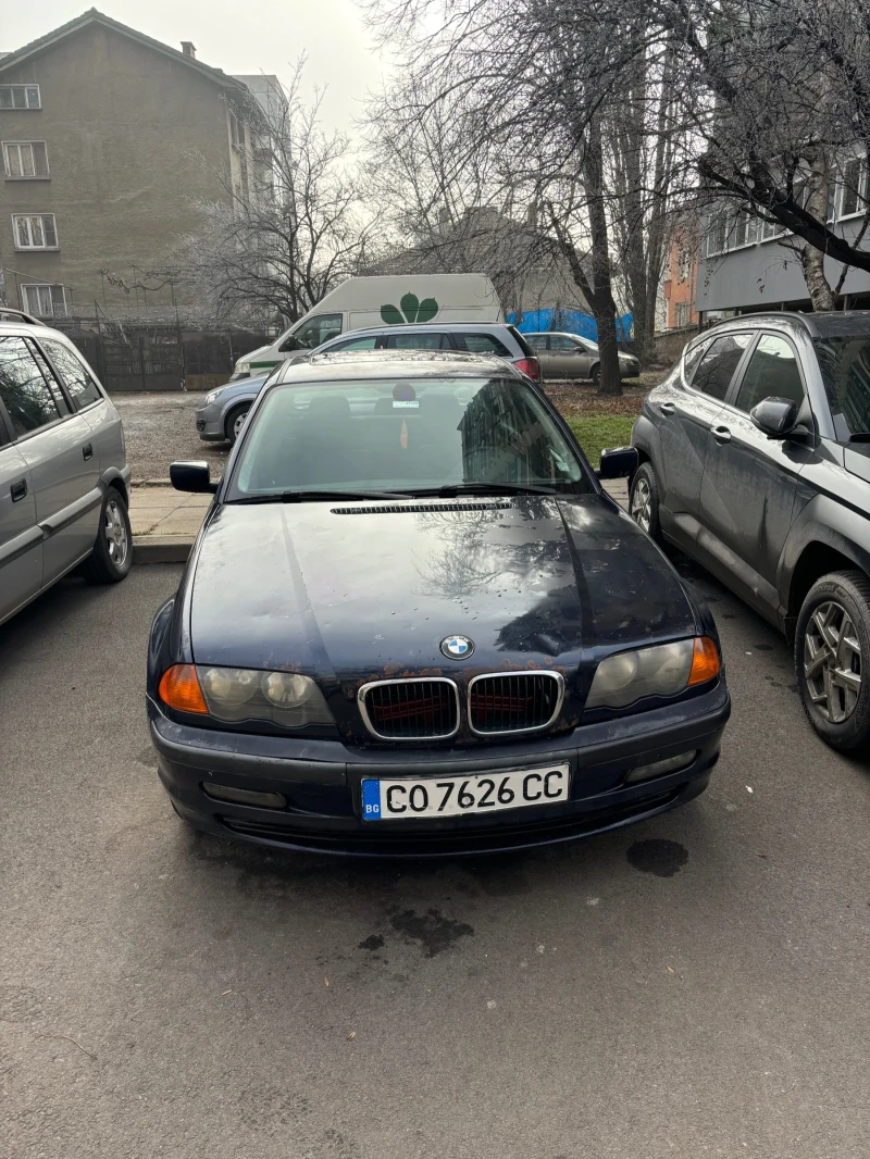 BMW 318, снимка 1 - Автомобили и джипове - 48521113