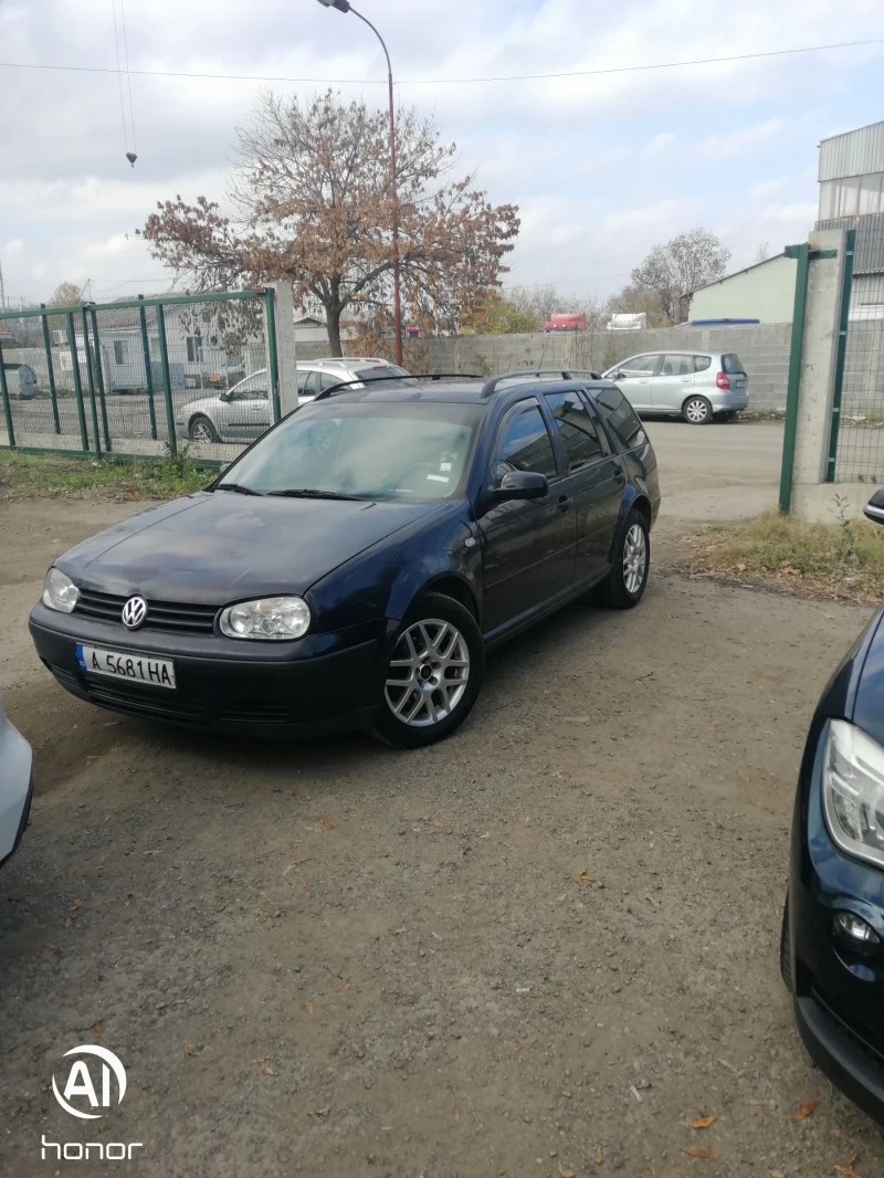 VW Golf, снимка 1 - Автомобили и джипове - 48620951