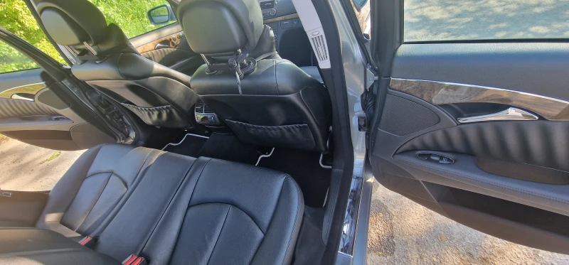 Mercedes-Benz E 350 3.5 CGI Avangard, снимка 10 - Автомобили и джипове - 52568148