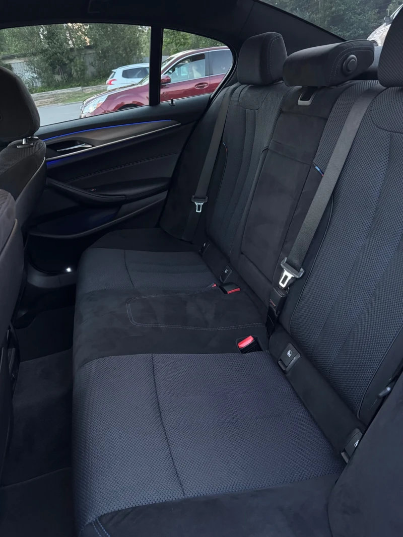 BMW 520 M Pack RWD, снимка 13 - Автомобили и джипове - 52383619