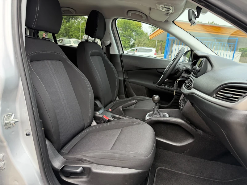 Fiat Tipo 1.4i - 95 k.c SW Lounge-6с.к, снимка 14 - Автомобили и джипове - 51215361