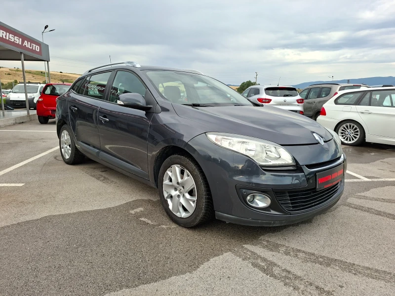 Renault Megane, снимка 8 - Автомобили и джипове - 51682662