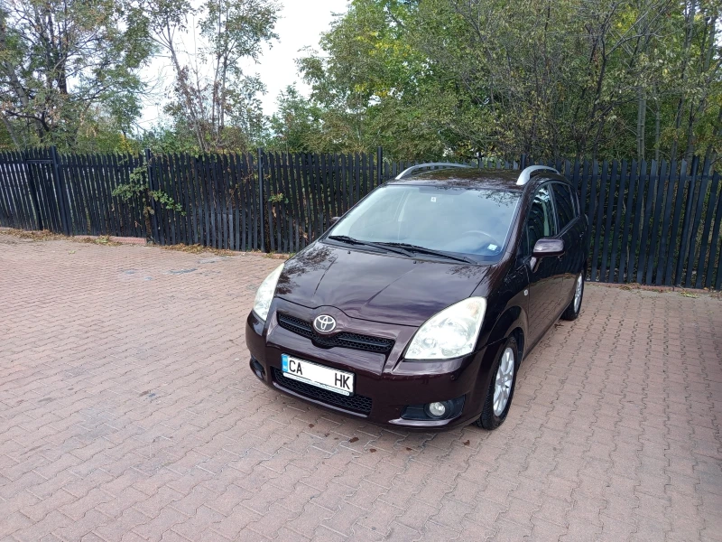 Toyota Corolla verso, снимка 14 - Автомобили и джипове - 52353907