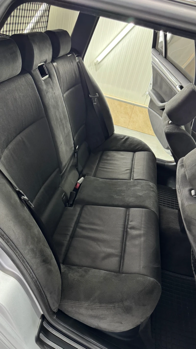 BMW 330, снимка 10 - Автомобили и джипове - 52921484