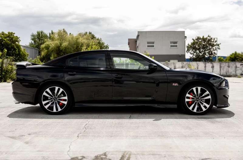 Dodge Charger 6.4 V8 HEMI SRT8, снимка 6 - Автомобили и джипове - 52948520