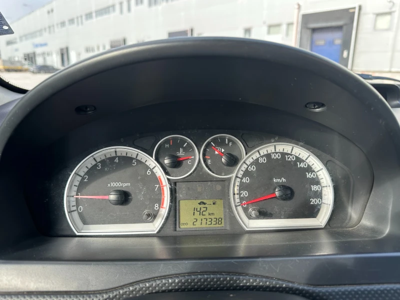 Chevrolet Aveo 1.2i 84 к.с. Газ/бензин, снимка 14 - Автомобили и джипове - 53087465