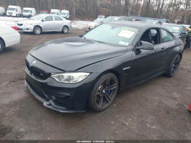 BMW M4 RWD* Keyless* Auto dimming* Ambient* Harman* , снимка 2 - Автомобили и джипове - 53027904