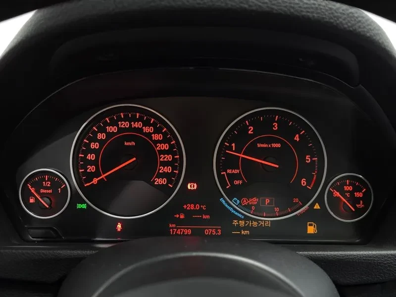BMW 320 D M PERFORMANCE EDITION, снимка 8 - Автомобили и джипове - 55277873