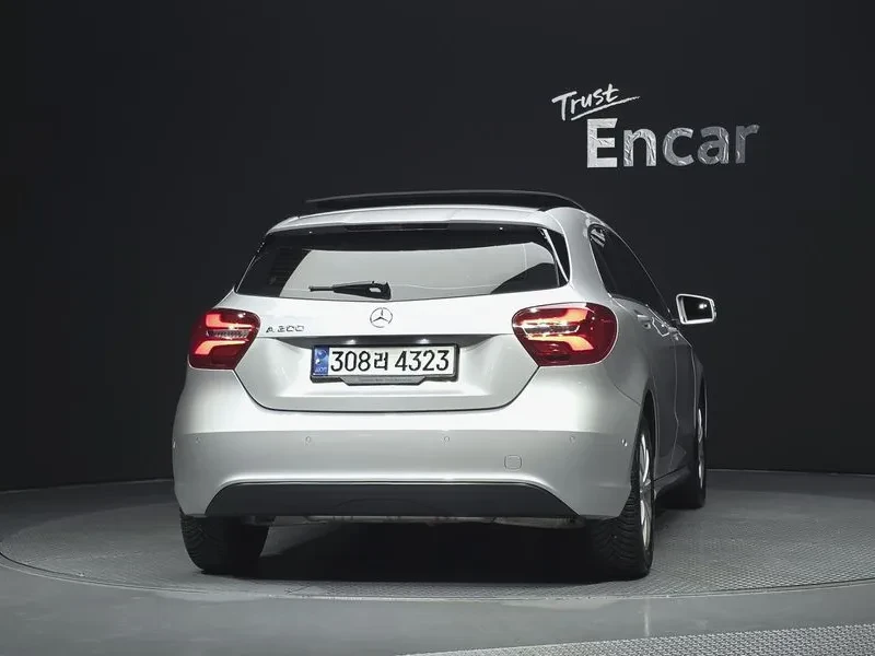 Mercedes-Benz A 200, снимка 7 - Автомобили и джипове - 56360521