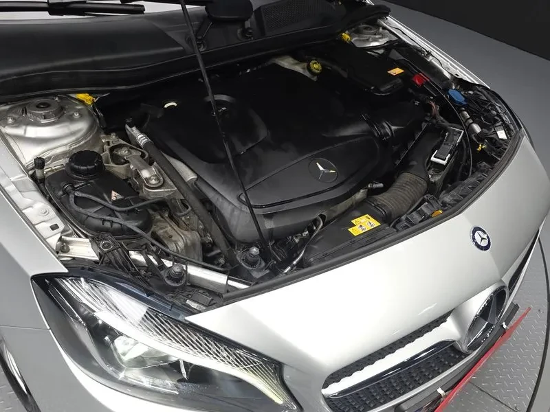 Mercedes-Benz A 200, снимка 12 - Автомобили и джипове - 56360521