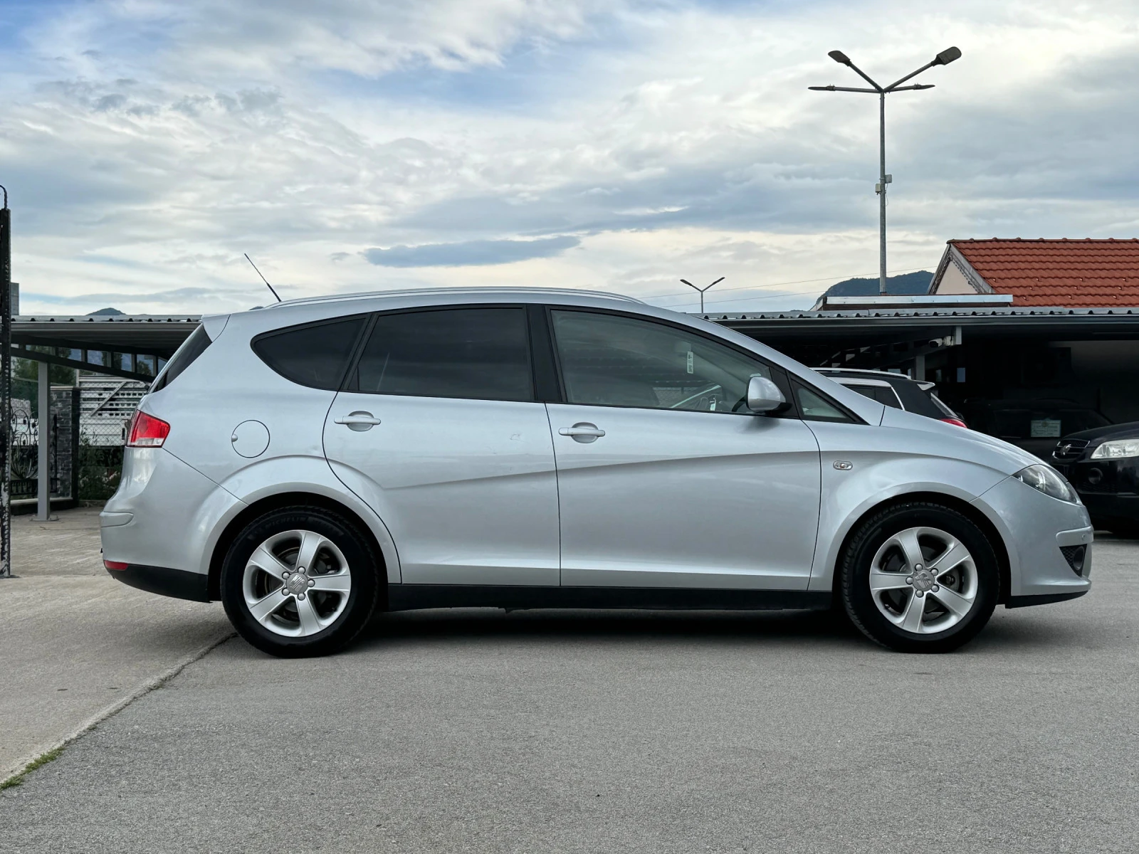 Seat Altea 1, 6i XL ИТАЛИЯ ГАЗ - изображение 5