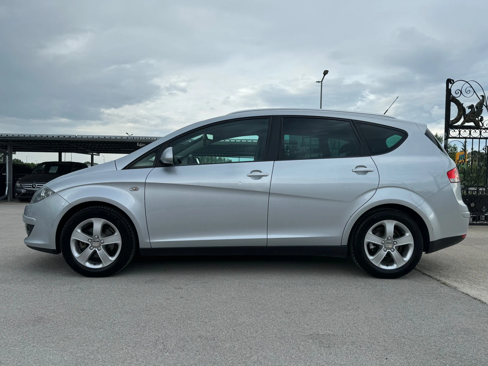 Seat Altea 1, 6i XL ИТАЛИЯ ГАЗ - изображение 2