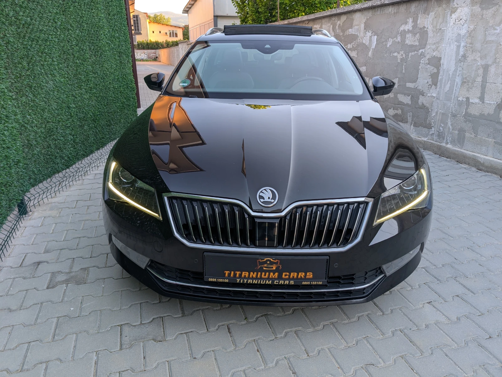 Skoda Superb 2.0TDI 190к.с.* 4х4* ДИСТРОНИК* KEYLESS* CANTON - изображение 3