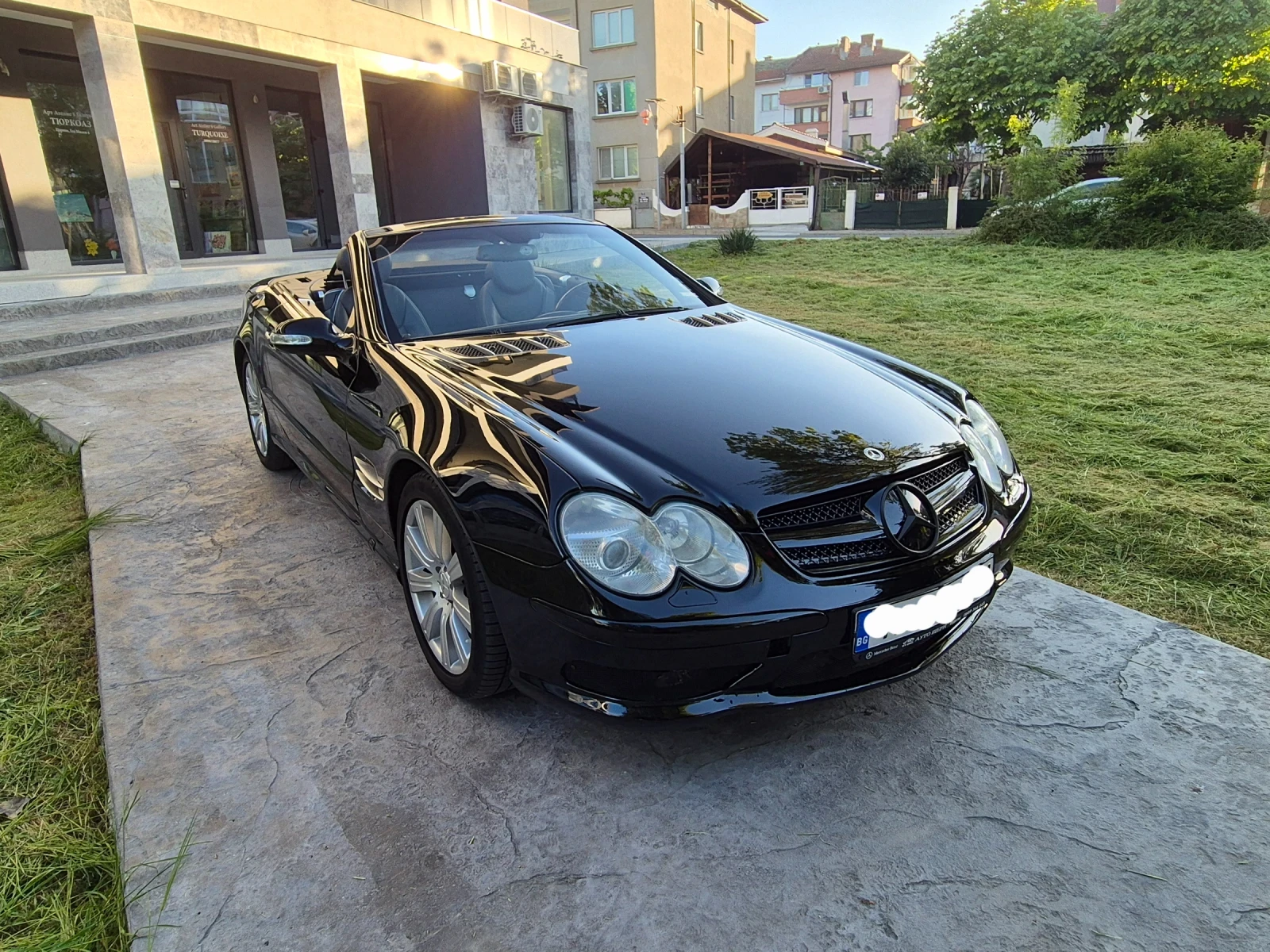Mercedes-Benz SL 500 НАВИ* КОЖА* ГАЗ* ПОДГРЕВ* ОБДУХВАНЕ* КАТО-НОВ - изображение 3