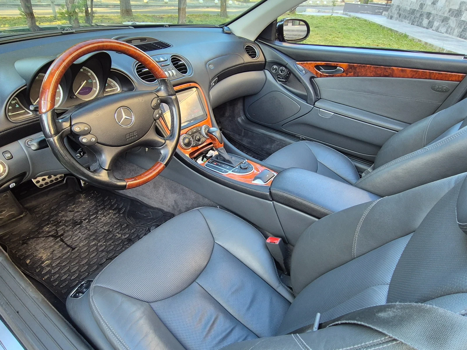 Mercedes-Benz SL 500 НАВИ* КОЖА* ГАЗ* ПОДГРЕВ* ОБДУХВАНЕ* КАТО-НОВ - изображение 9