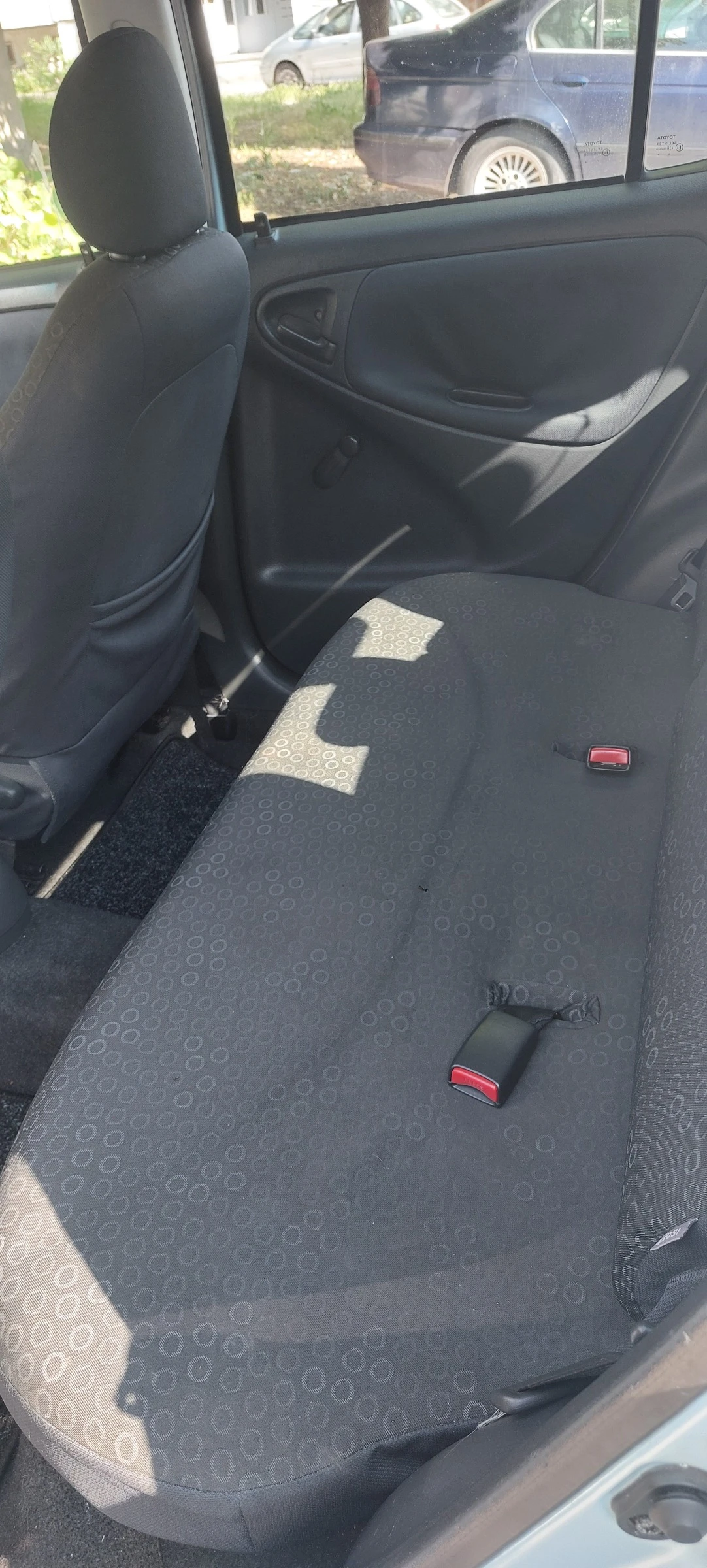 Toyota Yaris  - изображение 6