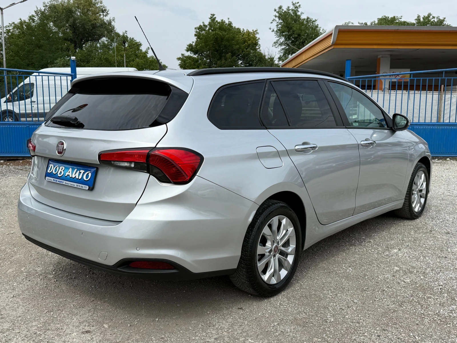 Fiat Tipo 1.4i SW Lounge-6с.к-95к.с-Климатик - изображение 6