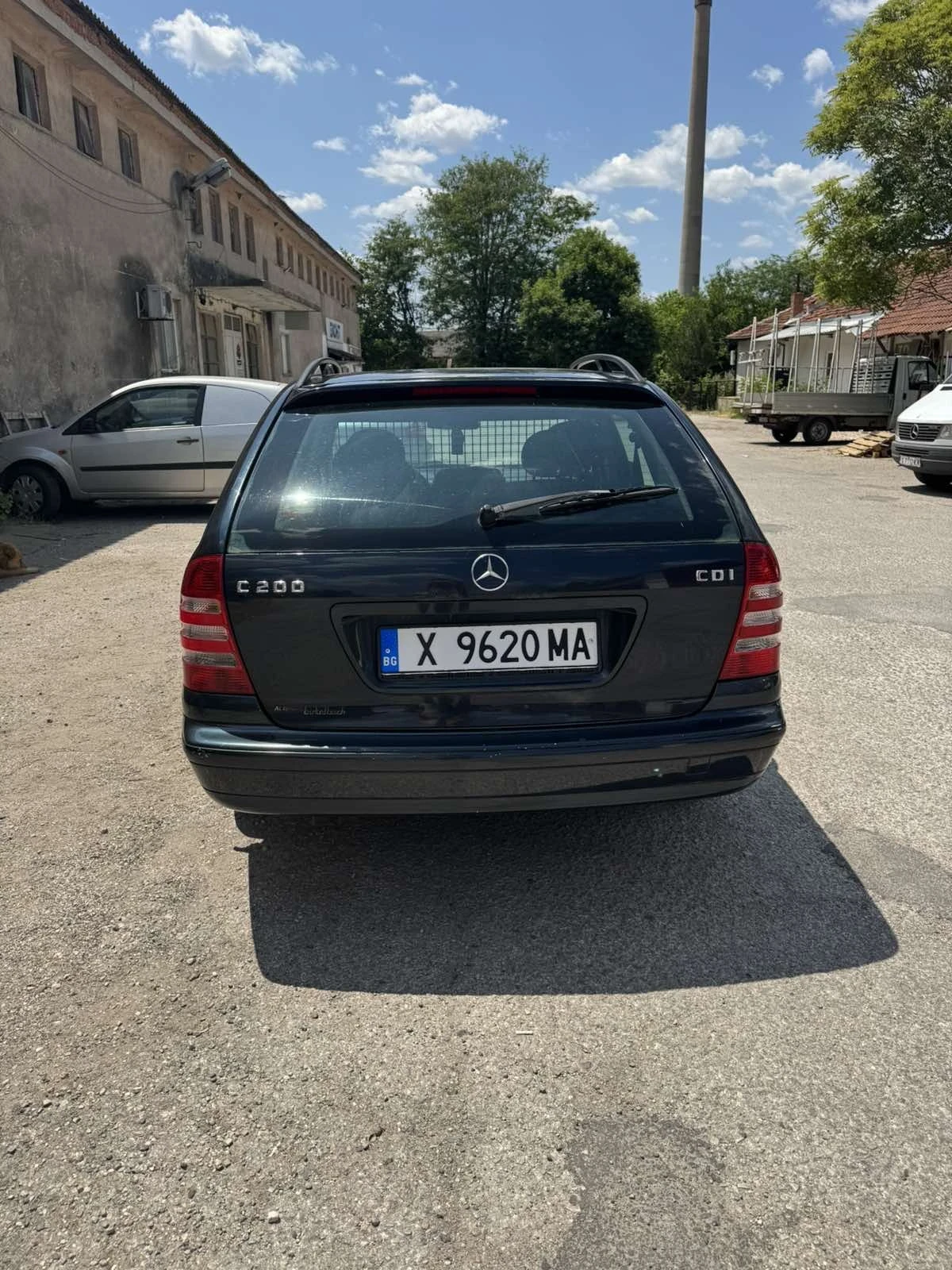 Mercedes-Benz C 200  - изображение 4