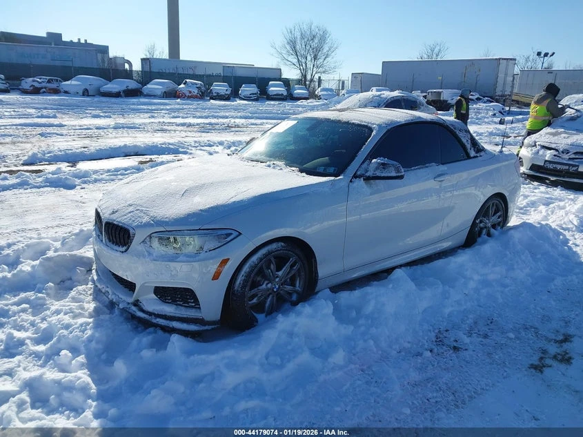 BMW 235 3l MI xDrive - изображение 2