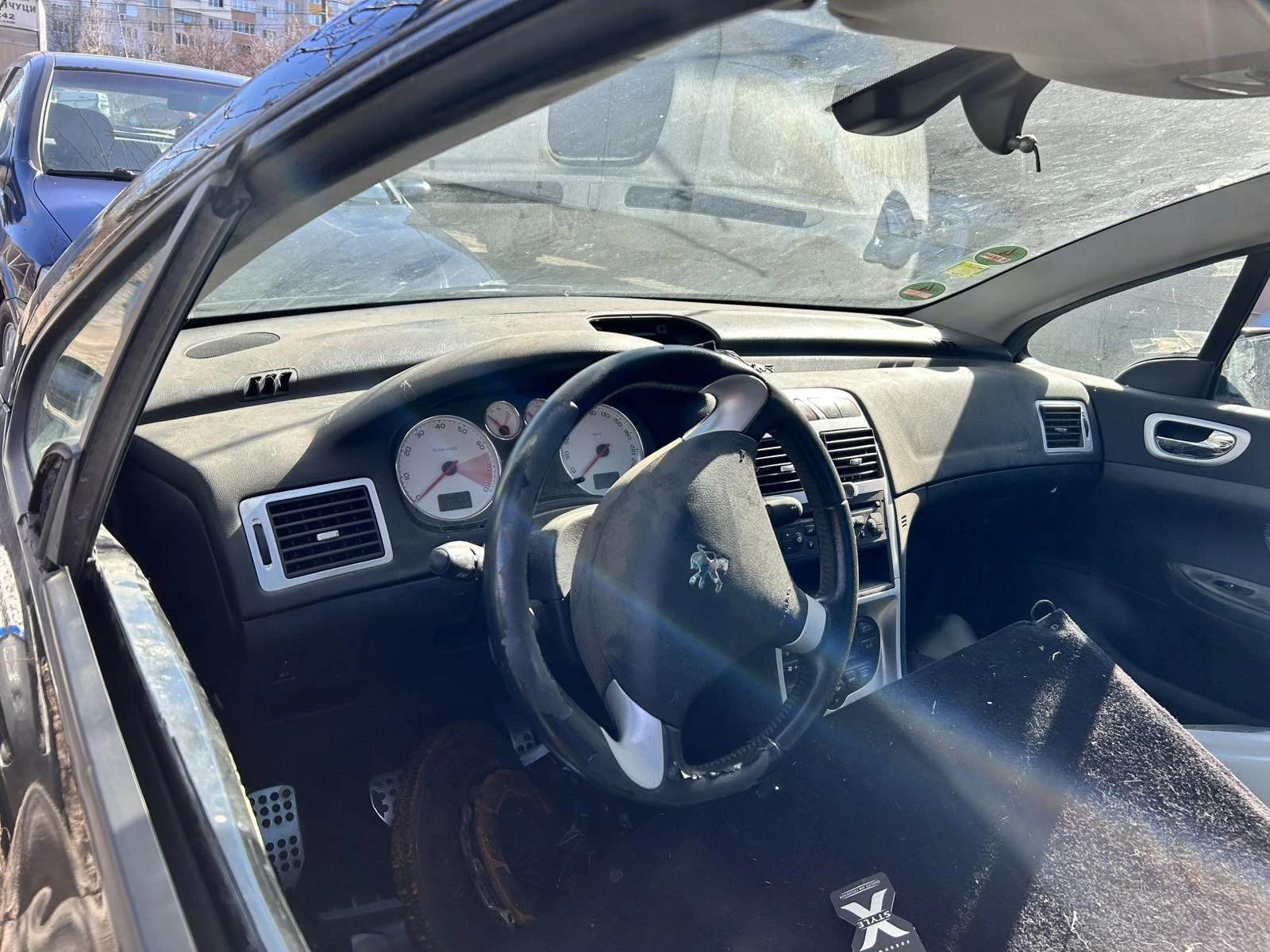 Peugeot 307 сс, снимка 2 - Автомобили и джипове - 53772023