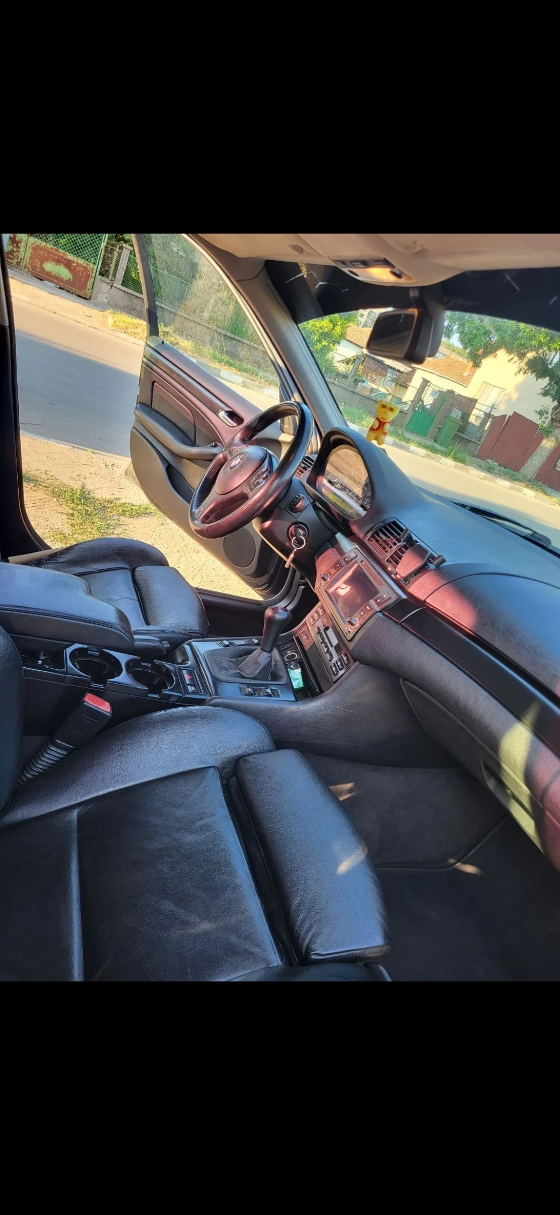 BMW 330, снимка 14 - Автомобили и джипове - 53927429