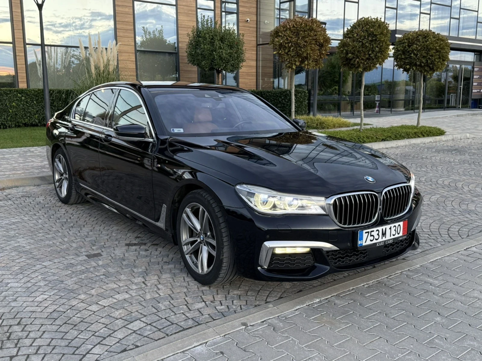 BMW 730