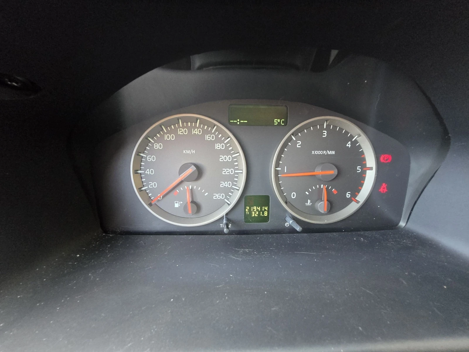 Volvo V50 2.0 HDI 136к.с 2009г. Много добро състояние , снимка 15 - Автомобили и джипове - 54139086