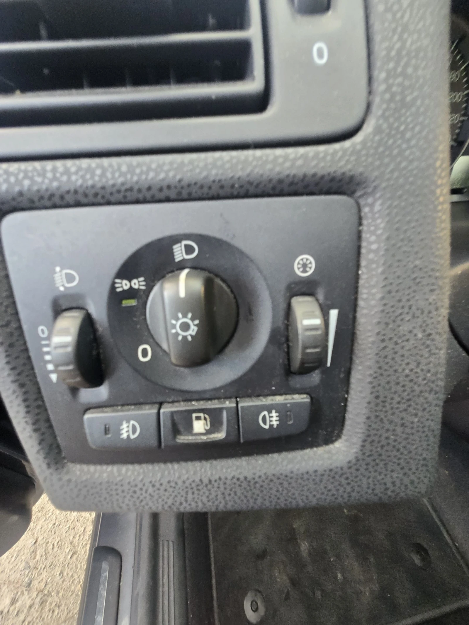 Volvo V50 2.0 HDI 136к.с 2009г. Много добро състояние , снимка 12 - Автомобили и джипове - 54139086