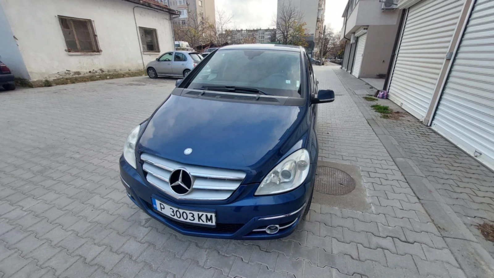 Mercedes-Benz B 200