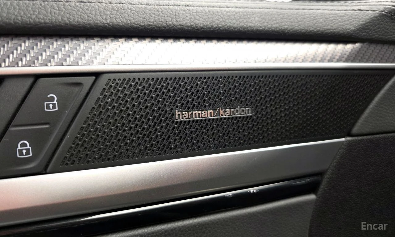VW Arteon 2.0* TDI* R* LINE* 4MOTION* HARMON* KARDON* LANE* , снимка 11 - Автомобили и джипове - 55004621