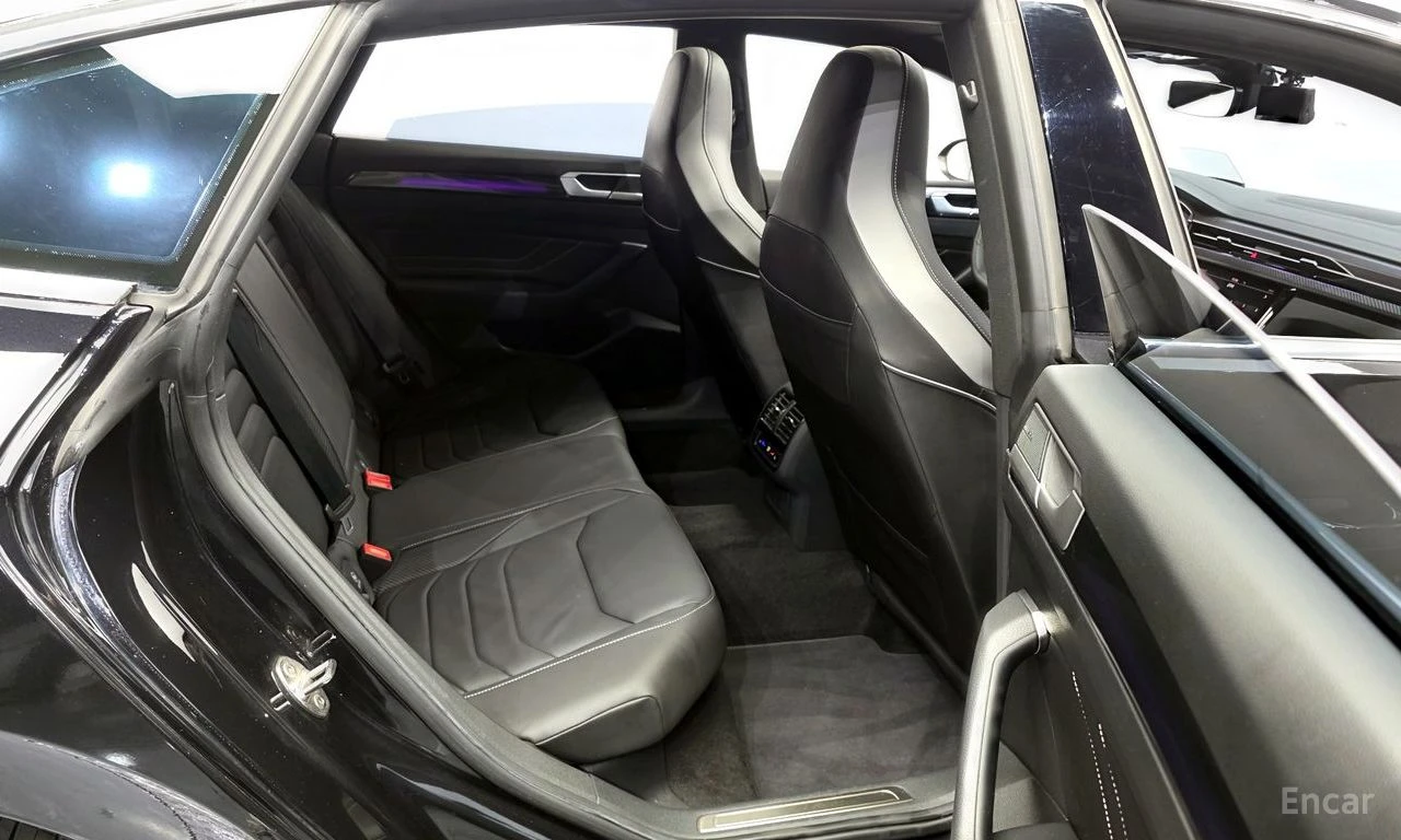 VW Arteon 2.0* TDI* R* LINE* 4MOTION* HARMON* KARDON* LANE* , снимка 15 - Автомобили и джипове - 55004621
