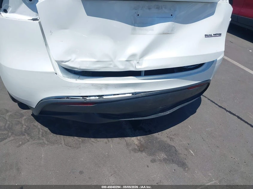 Tesla Model Y 2023 TESLA MODEL Y AWD * DUAL M* Long RANGE, снимка 9 - Автомобили и джипове - 55038479