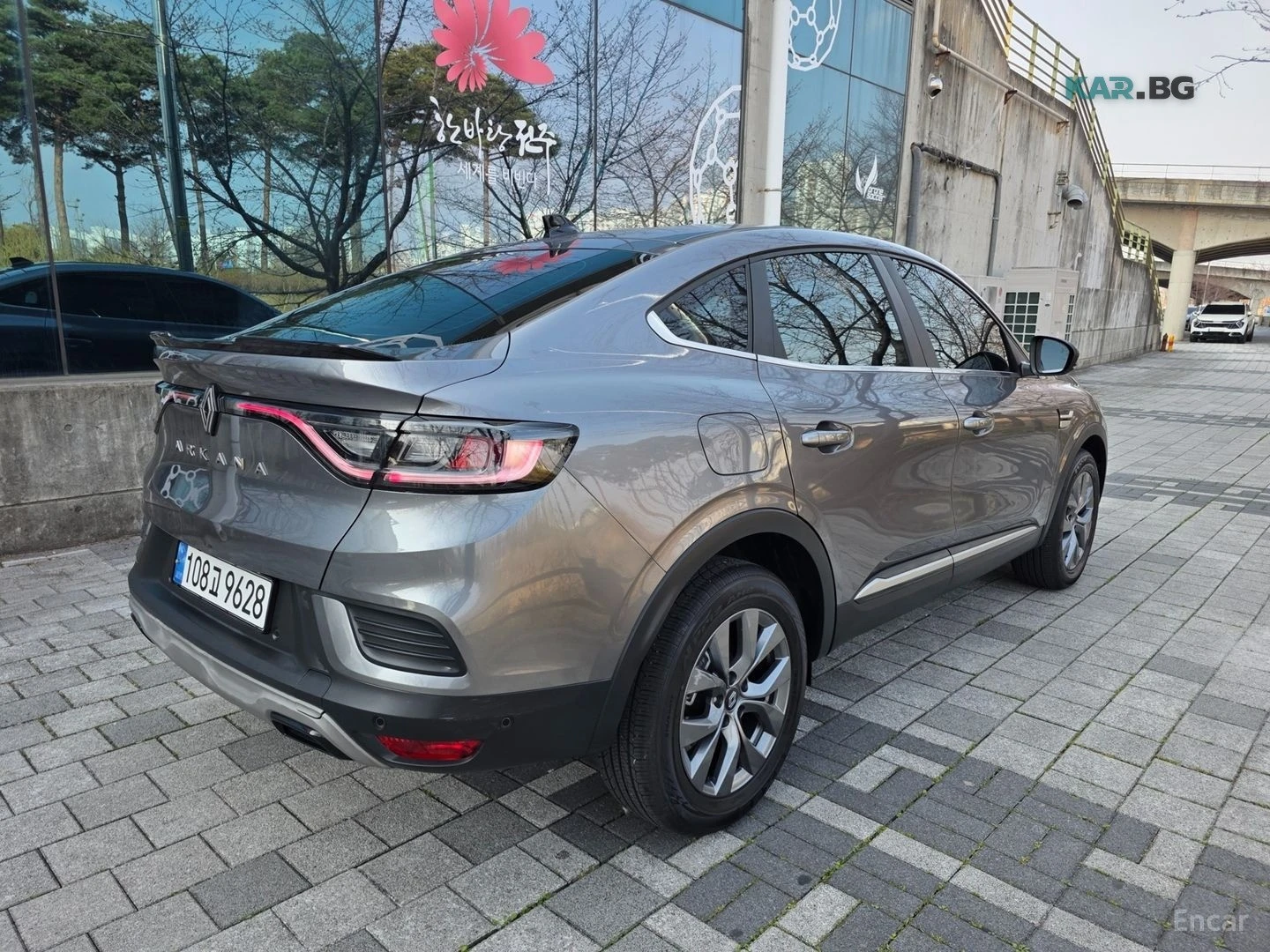 Renault Arkana * GTe* EVOLUTION* KEYLESS* Camera* ПОДГРЕВ* , снимка 6 - Автомобили и джипове - 55061432