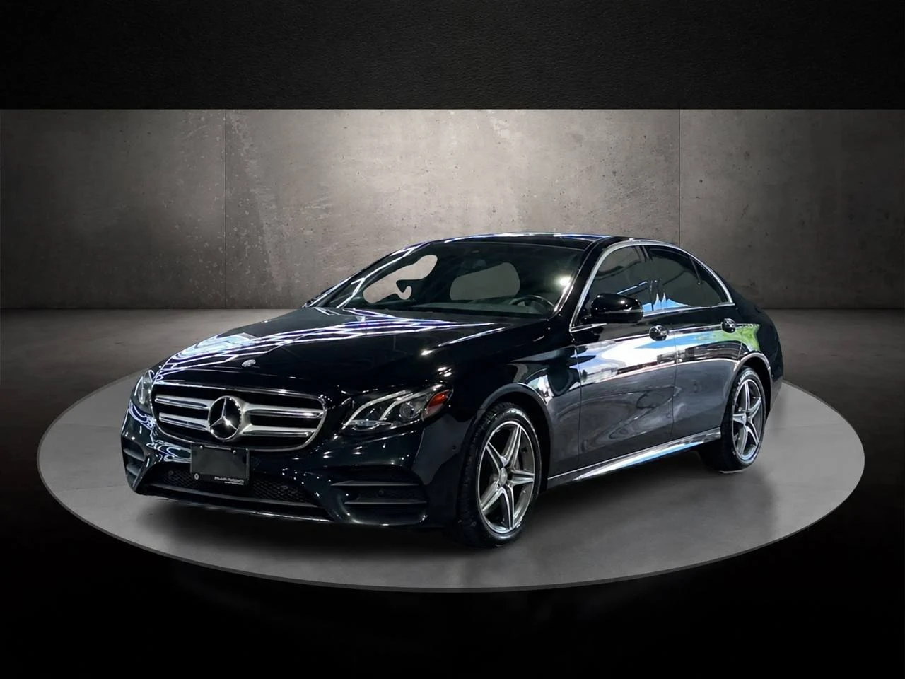 Mercedes-Benz E 400 AMG PCKG| ONE OWNER| CLEAN CARFAX 