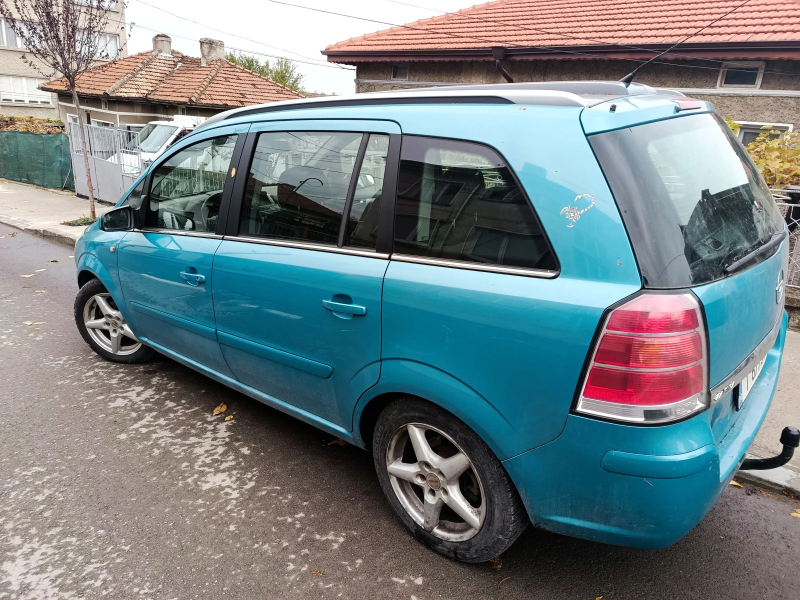 Opel Zafira 1.8 - 7 местна, снимка 5 - Автомобили и джипове - 56683173
