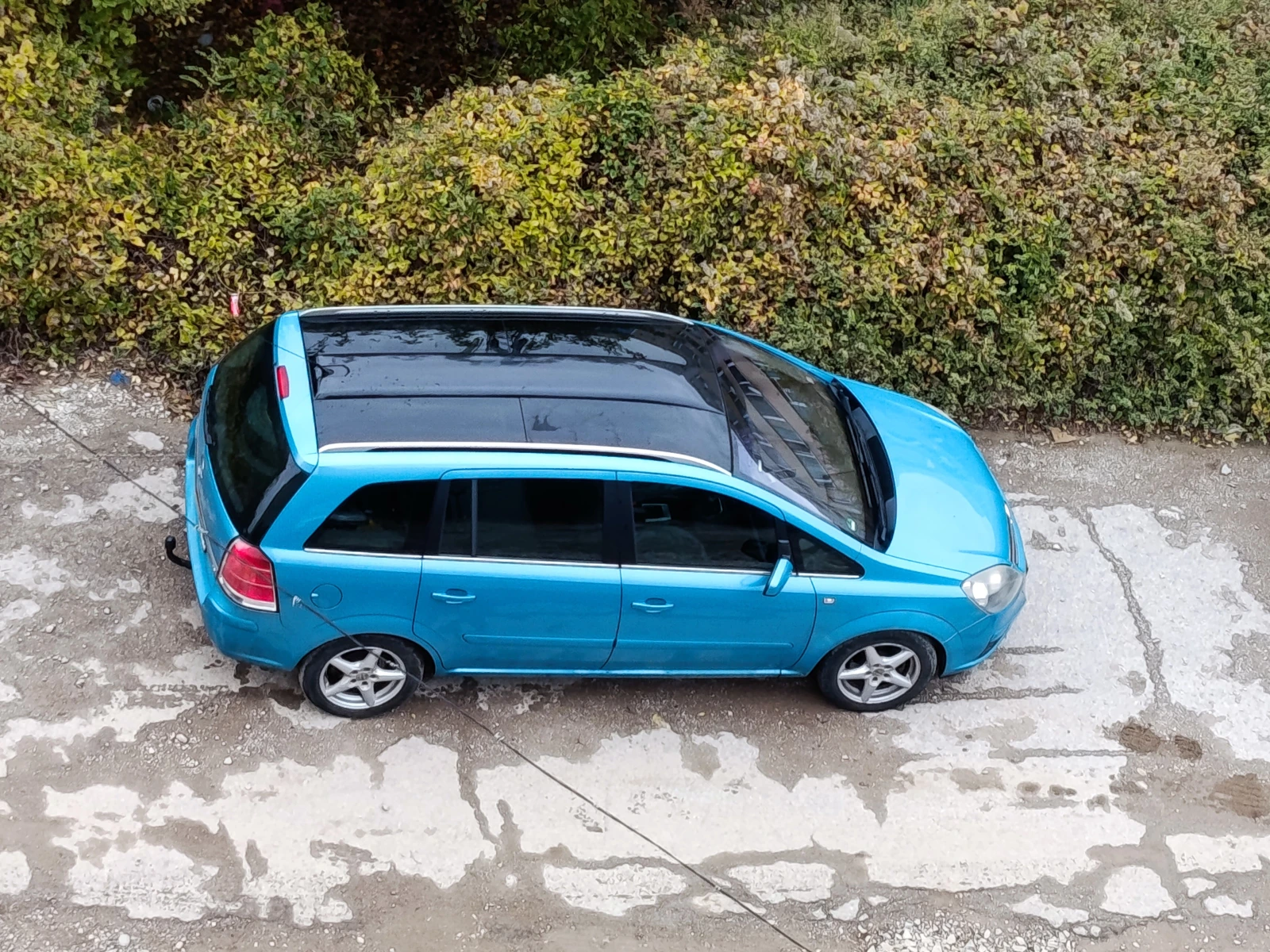 Opel Zafira 1.8 - 7 местна, снимка 10 - Автомобили и джипове - 56683173
